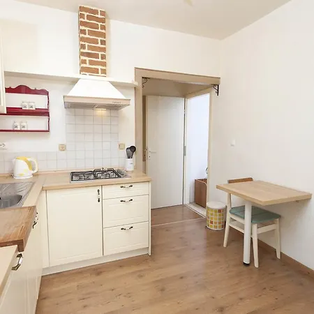 Apartment Sanja Makarska